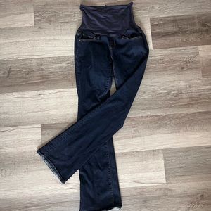 GAP MATERNITY BOOT CUT JEANS